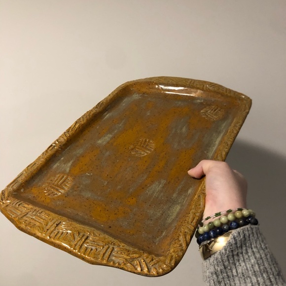 Rustic Rectangular Earthenware Tray - Picture 3 of 8